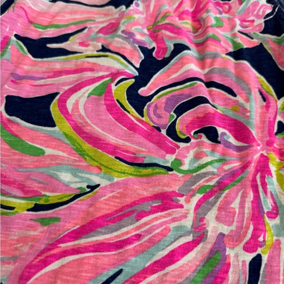 Lilly Pulitzer Banana Flambé Essie Top | Small - Picture 7 of 12